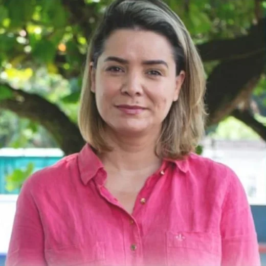 Graziella Almeida Salazar Veloso